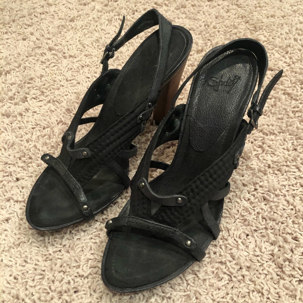 Black sandals